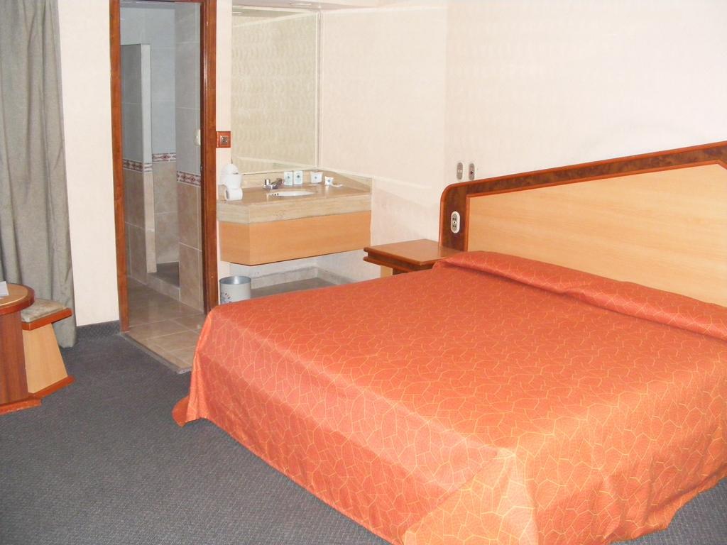 Hotel Los Reyes La Paz Luaran gambar
