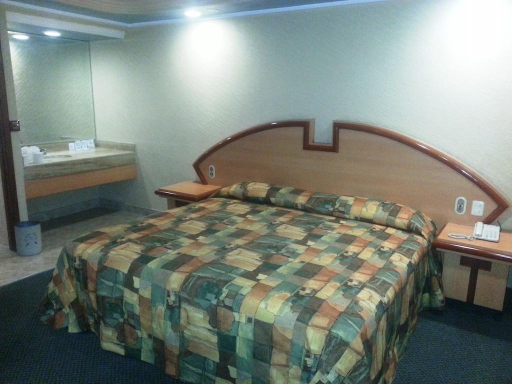 Hotel Los Reyes La Paz Bilik gambar